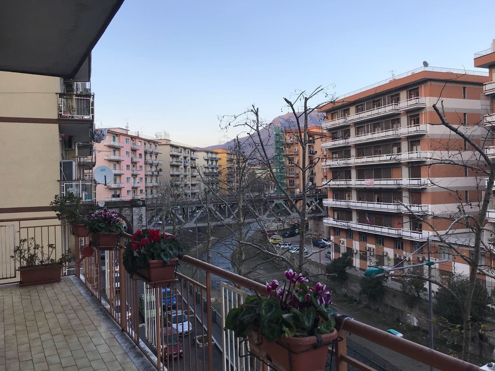 Casa Family & Friends Bed & Breakfast Салерно Екстериор снимка
