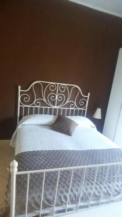 Casa Family & Friends Bed & Breakfast Салерно Екстериор снимка
